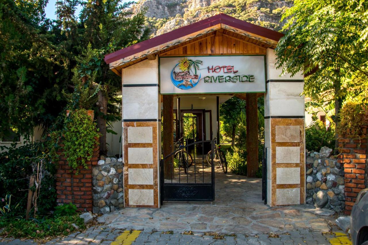 Riverside 2*