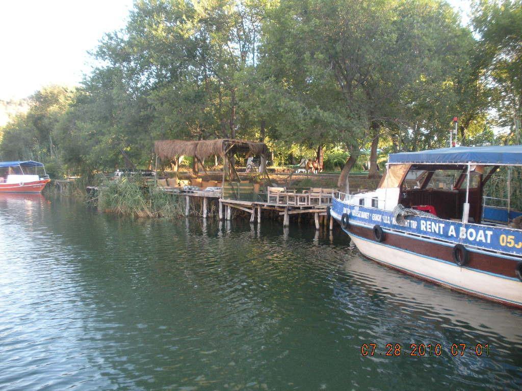 Riverside Hotel 2*